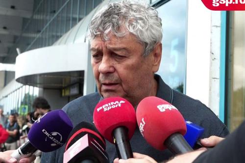 Mircea Lucescu, la sosirea în țară după România - Olanda