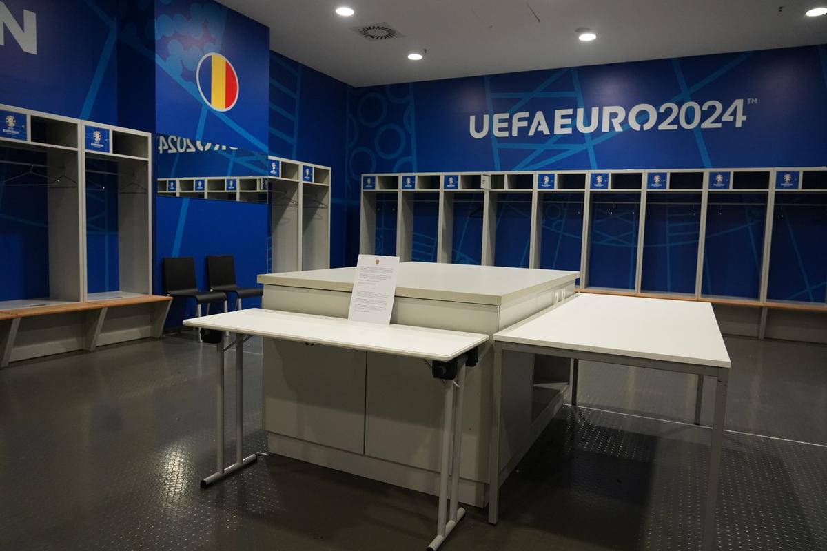 „Tricolorii” au făcut curat în vestiarul de pe „Allianz Arena”