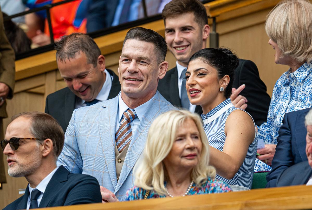 Emma Răducanu, victorie entuziasmantă în fața Marketei Vondrousova