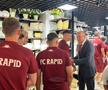 Rapidiștii au participat la inaugurarea unui nou magazin Mobexpert în București. Foto: Carmen Dumitru (GSP.RO)