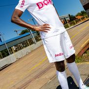 CFR Cluj și-a lansat noul echipament pentru sezonul 2025-2026. FOTO: Facebook @Fotbal Club CFR 1907 CLUJ