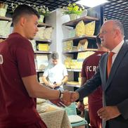 Rapidiștii au participat la inaugurarea unui nou magazin Mobexpert în București. Foto: Carmen Dumitru (GSP.RO)