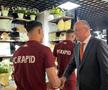 Rapidiștii au participat la inaugurarea unui nou magazin Mobexpert în București. Foto: Carmen Dumitru (GSP.RO)