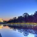Bazinul ornamental de la Memorialul Lincoln din Washington