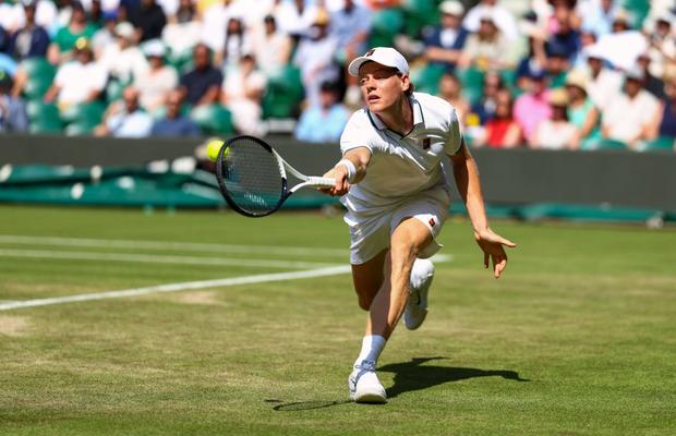Jannik Sinner, calificare fără emoții în „optimile” Wimbledon » Liderul mondial va avea un adversar neașteptat