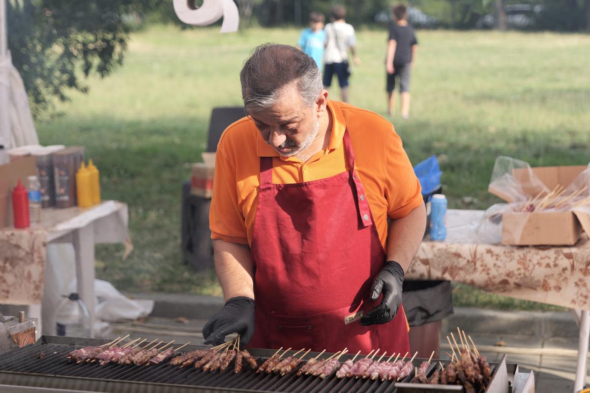 Kebab Arena! În absența fotbalului, turcii au pus stăpânire pe cel mai mare stadion al României