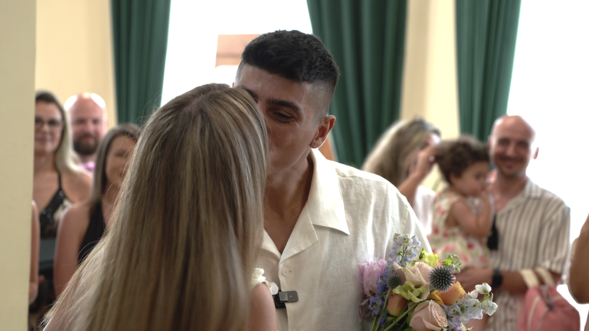 Argentinianul Juan Bauza s-a însurat cu Francesca la Craiova » A avut nevoie de traducere ca să înțeleagă jurământul