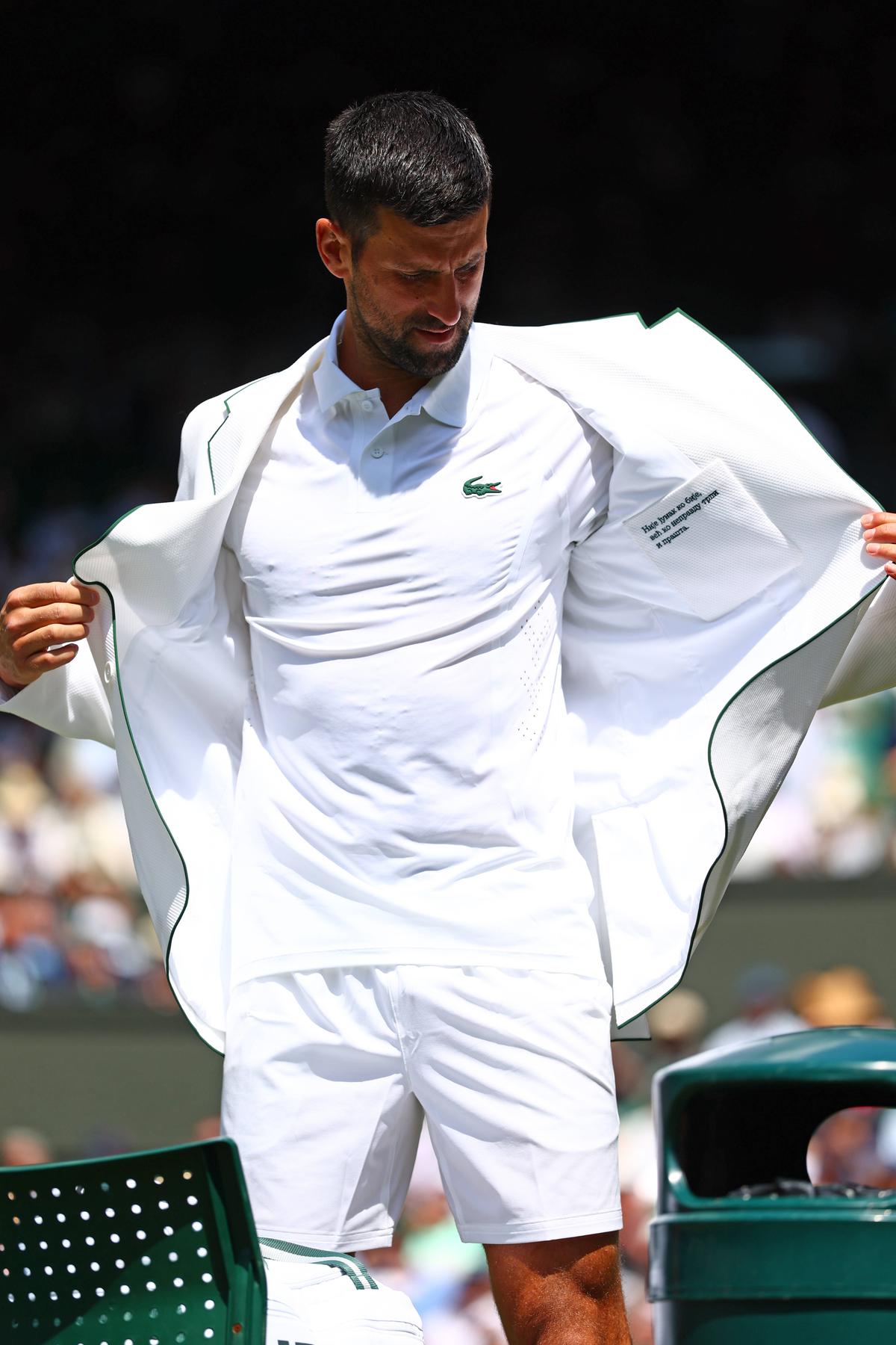 Novak Djokovic, „scos din zona de confort” în șaisprezecimile de la Wimbledon