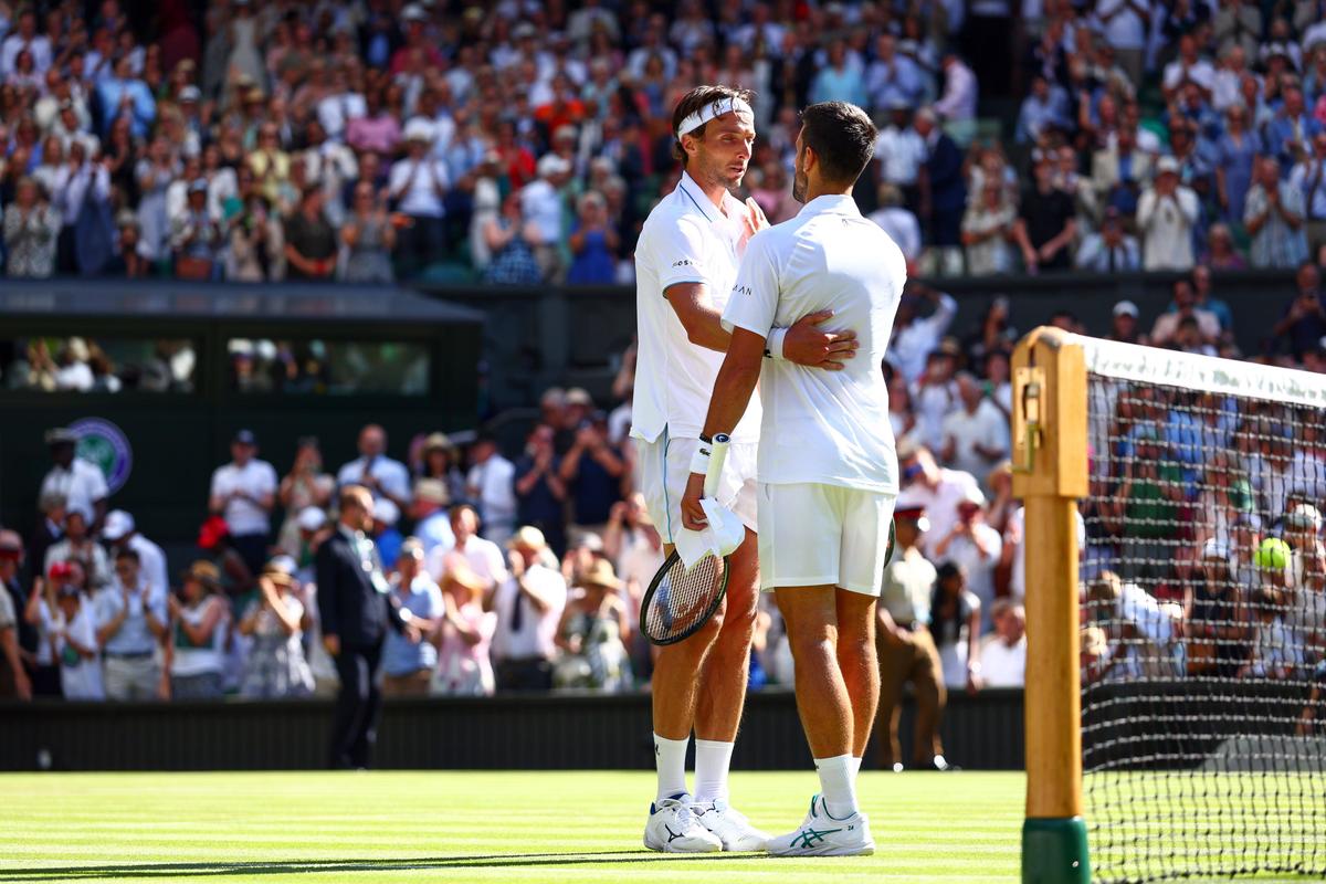 Novak Djokovic, „scos din zona de confort” în șaisprezecimile de la Wimbledon