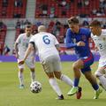 Tiberiu Căpușă, în duel cu Jack Grealish