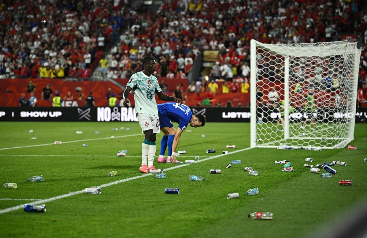 „Foarte rău” » Eliminat de la Mondial, selecționerul nu s-a ferit să critice deciziile controversate de arbitraj