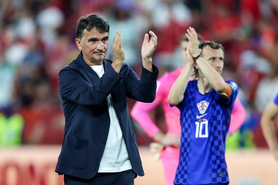 Moment de cotitură! Și-a dat demisia după 9 ani pe banca naționalei: „Mândru că am contribuit la cele mai mari succese ale fotbalului nostru”