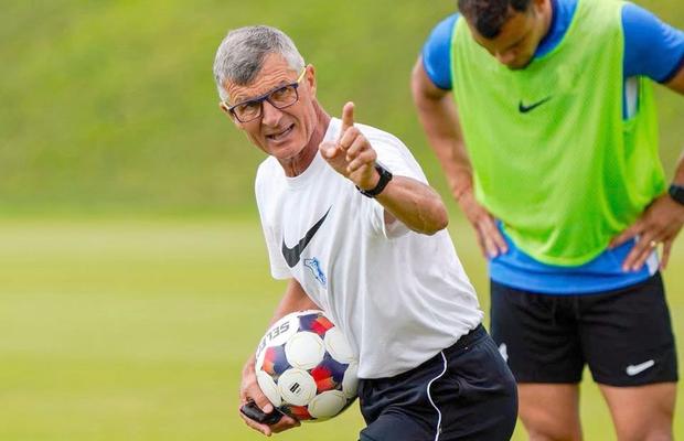 Sabău face lobby pentru convocarea fotbalistului la națională: „M-a surprins!”