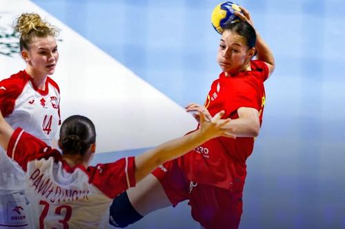 România a încheiat Mondialul U20 de handbal feminin pe locul 11 // foto: Facebook @ Federația Română de Handbal
