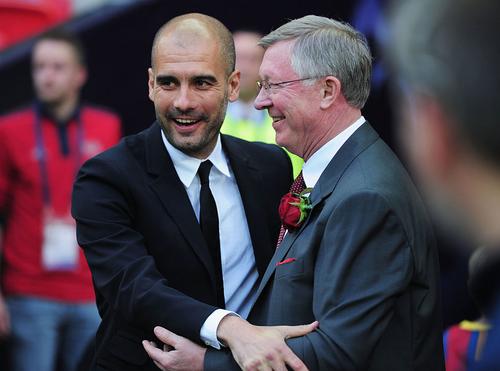 Wayne Rooney, golgeterul all-time al lui Manchester United, consideră că managerul Sir Alex Ferguson a greșit cerându-le jucătorilor să facă presing avansat împotriva Barcelonei