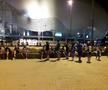 CRAIOVA - CFR CLUJ 1-3. VIDEO+FOTO Fanii Craiovei s-au strâns la stadion! Scandări xenofobe, înjurături la adresa lui Mititelu și încurajări pentru echipă