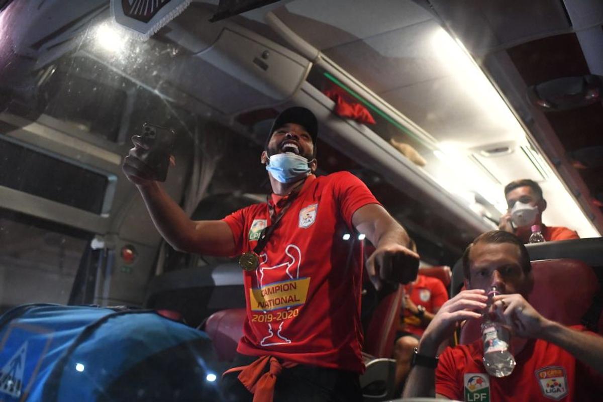 Arlauskis, reacție incredibilă despre transferul lui Balotelli: „Ce să caute la CFR? Cu bășinile și figurile lui...”