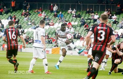 Răzvan Lucescu a pierdut primul meci oficial de la revenirea la PAOK! 1-2 cu locul 4 din Irlanda: „Rezultatul e nedrept”