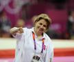 Fostele eleve îi fac un portret emoționant Marianei Bitang, care azi împlinește 60 de ani: „Doamna de fier" doar în sală, altfel „îți dă și cămașa de pe ea dacă ai nevoie de ceva"