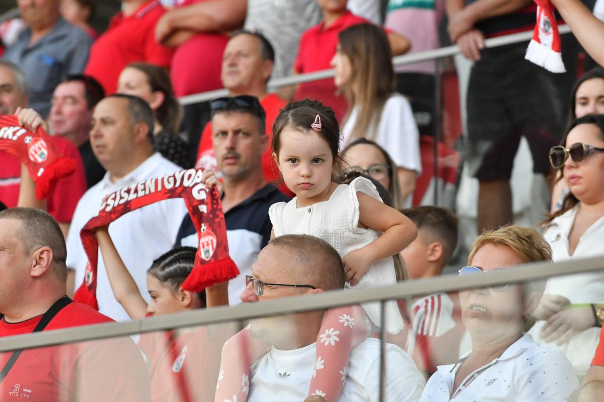 Tensiuni la CSKA Sofia după înfrângerea cu Sepsi: președintele a intrat în vestiar și și-a certat jucătorii » Ce a declarat antrenorul după meci
