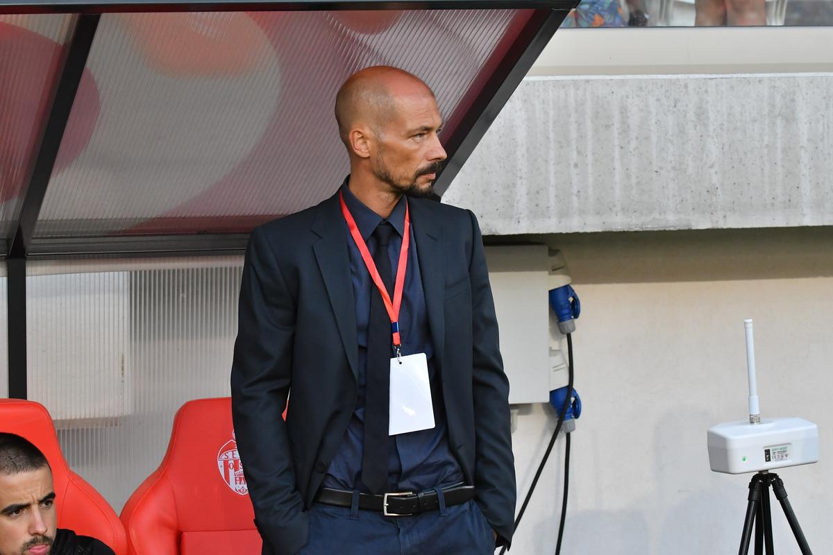 Tensiuni la CSKA Sofia după înfrângerea cu Sepsi: președintele a intrat în vestiar și și-a certat jucătorii » Ce a declarat antrenorul după meci