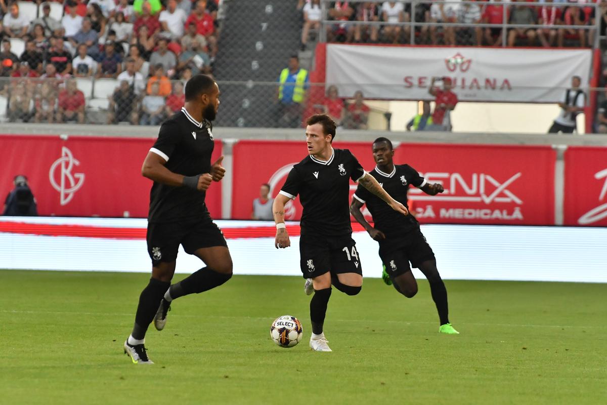 Tensiuni la CSKA Sofia după înfrângerea cu Sepsi: președintele a intrat în vestiar și și-a certat jucătorii » Ce a declarat antrenorul după meci
