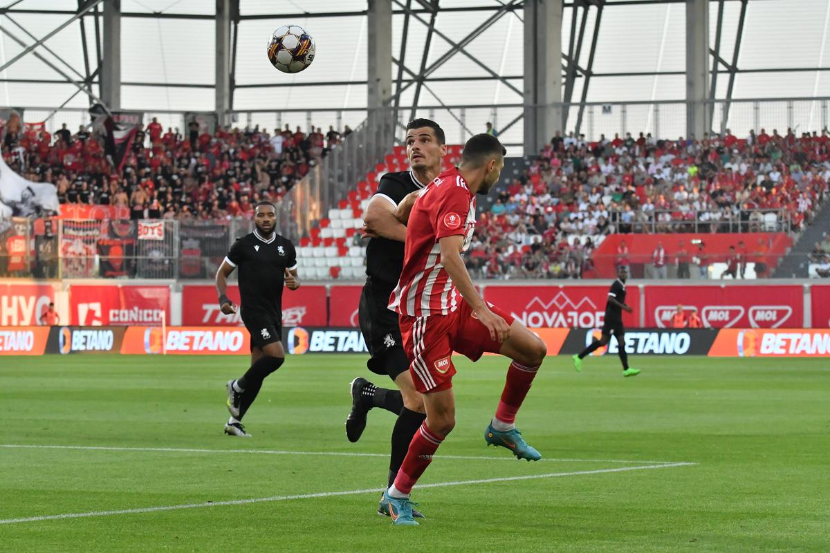 Tensiuni la CSKA Sofia după înfrângerea cu Sepsi: președintele a intrat în vestiar și și-a certat jucătorii » Ce a declarat antrenorul după meci
