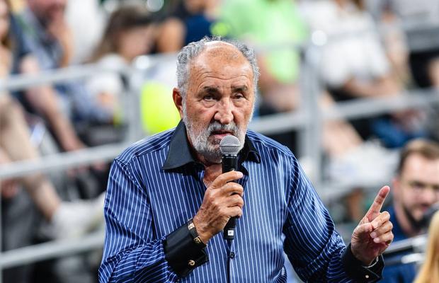 Ion Țiriac i-a promis o mașină lui David Popovici » Decizia miliardarului în cazul canotoarelor din barca de 8 plus 1, medaliate astăzi cu aur la Jocurile Olimpice