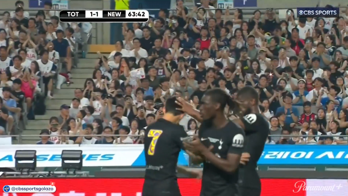 Son și-a luat adio în lacrimi de la Tottenham, după 10 ani + Maddison s-a accidentat grav în amicalul cu Newcastle