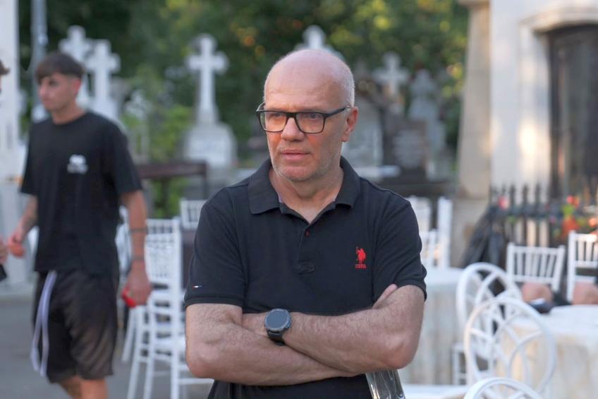 Cristi Petre la priveghiul lui Constantin Covaciu // foto: Andrei Furnigă (GSP.ro)