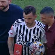 Dan Nistor a bifat meciul cu numărul 515 în Liga 1, egalând recordul deținut până acum de Ionel Dănciulescu // FOTO: captură @Prima Sport