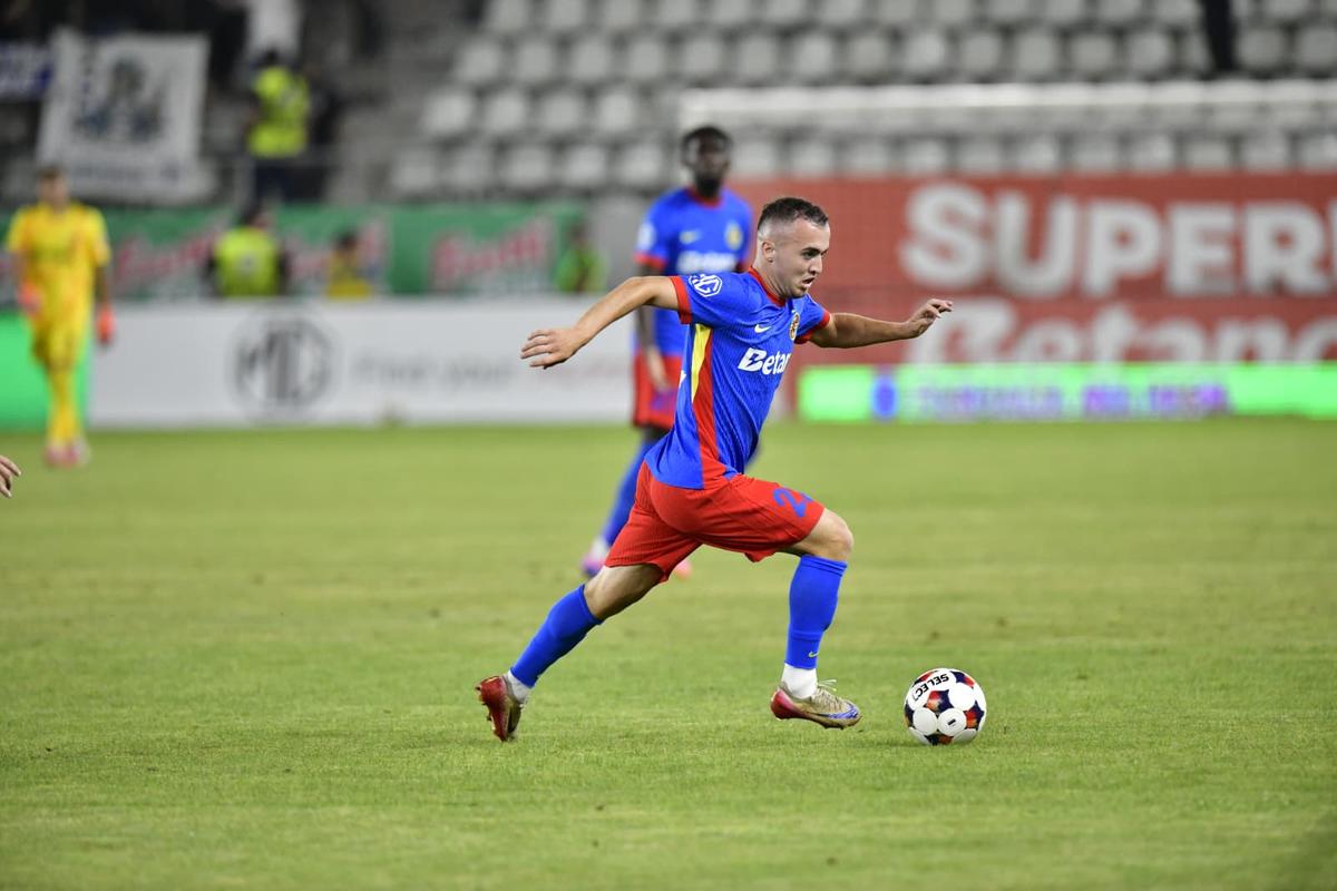 „Revoluție” la FCSB! Gigi Becali s-a enervat și a intervenit de urgență