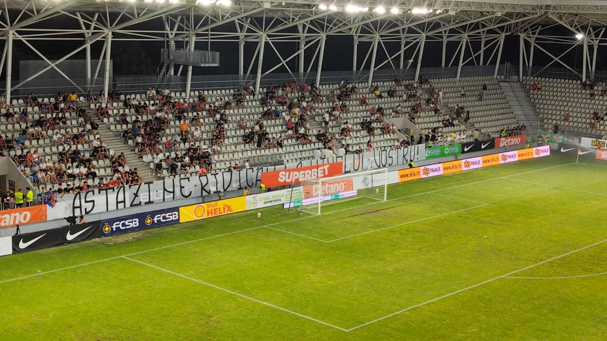 Peluza Nord, mesaj la FCSB - Farul: „Astăzi ne ridicăm la nivelul vostru”