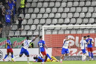 Cât ai clipi! Așa le-a închis Farul lumina celor de la FCSB: gol-fulger cu Dawa gafeur