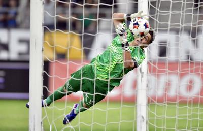 Fază nemaivăzută în Superliga: FCSB a profitat de noua regulă de arbitraj!