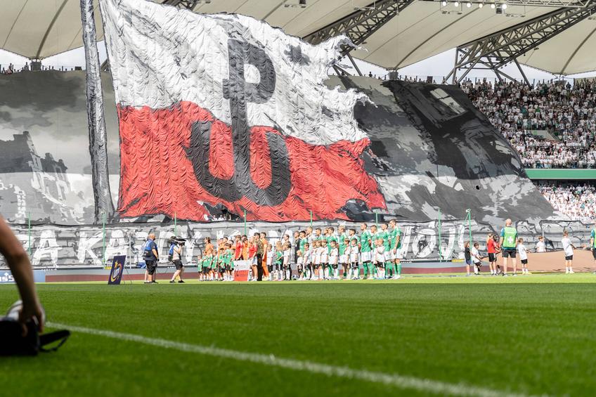Scenografie impresionantă chiar în spatele lui Otto Hindrich la Legia - Zaglebie / FOTO: Imago