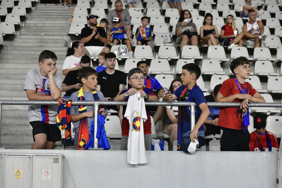 Înainte de FCSB - Farul, 3 august 2026