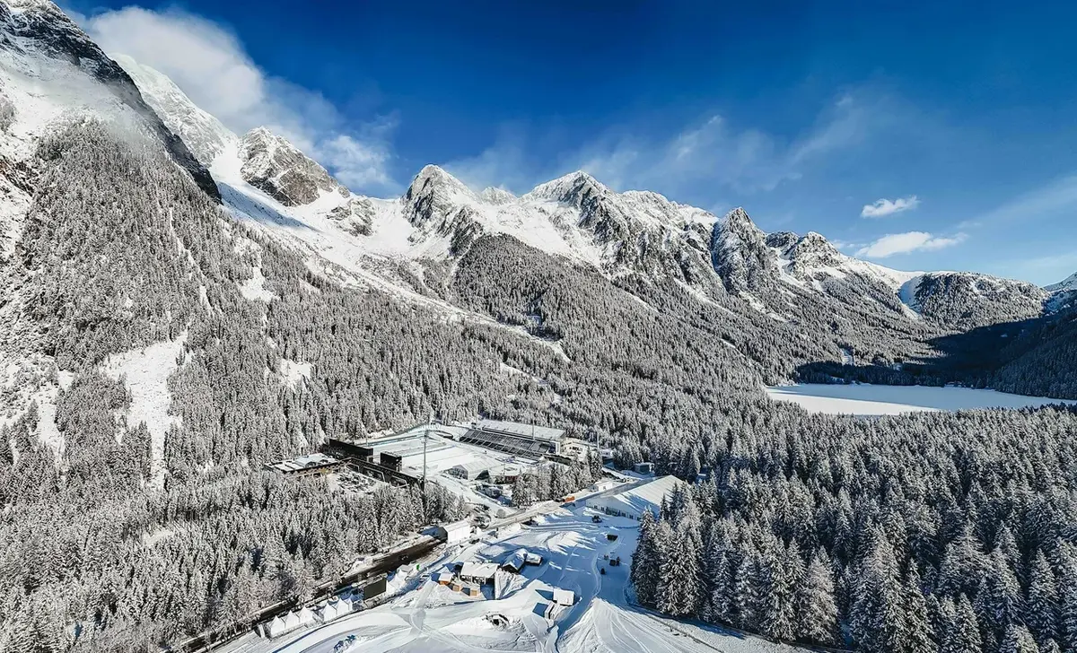 Stadionul olimpic, lovit de inundații devastatoare lângă granița cu Austria » Sportivii au scăpat la limită de o tragedie