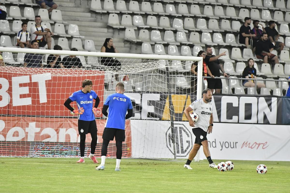 Înainte de FCSB - Farul, 3 august 2026