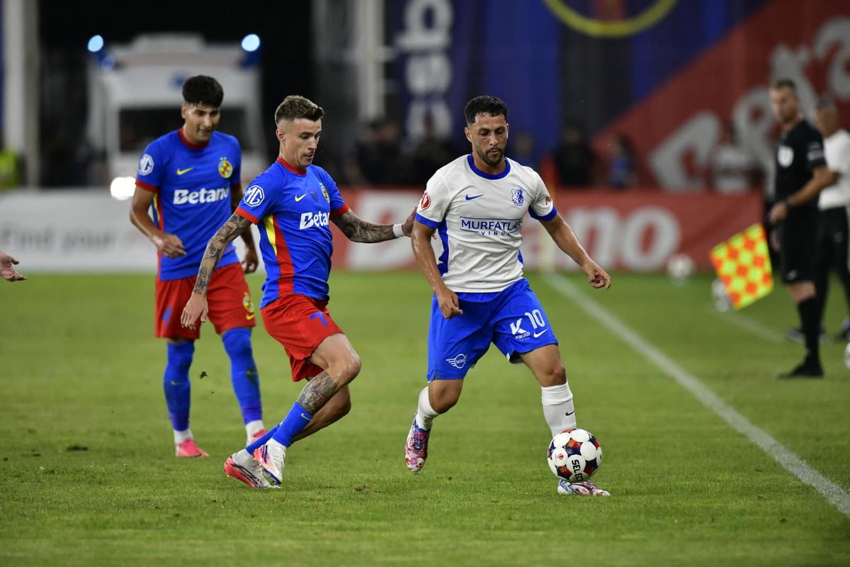 „Revoluție” la FCSB! Gigi Becali s-a enervat și a intervenit de urgență