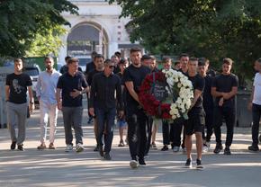 Familia, foști colegi și oameni din fotbal își iau rămas-bun de la Constantin Covaciu, maseurul decedat în accidentul echipei secunde a lui Dinamo