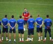 ROMÂNIA - IRLANDA DE NORD. VIDEO » Mirel Rădoi, pus în dificultate: „Suntem într-o mare dilemă! Alegerea va fi grea”