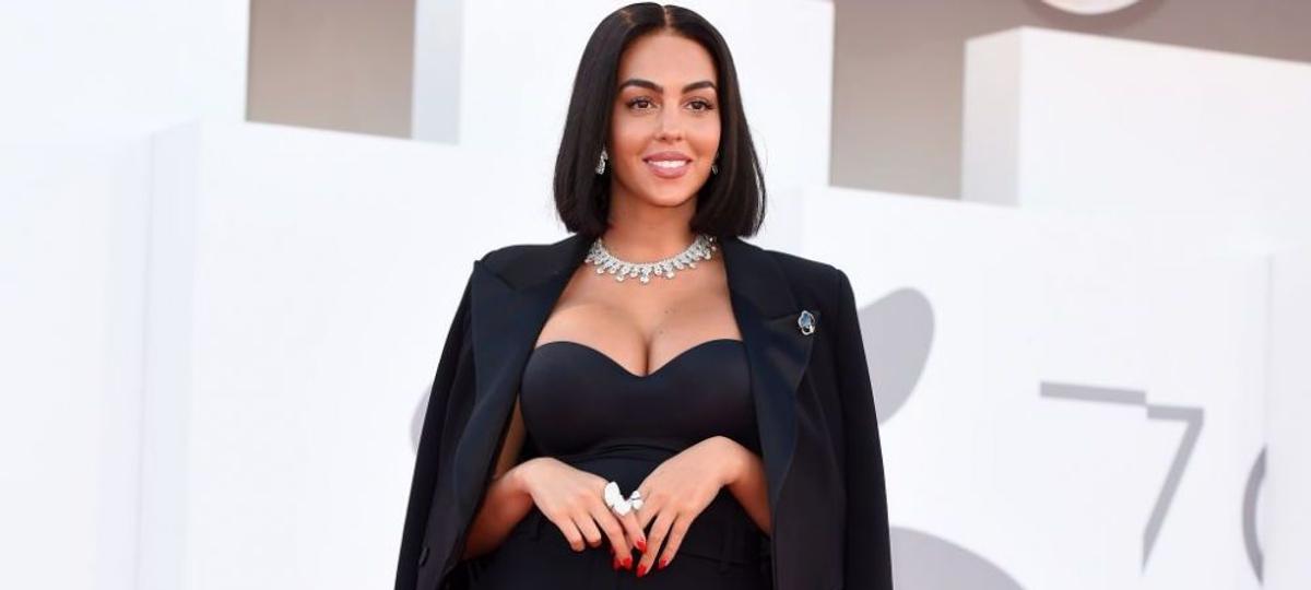 „Le-a tăiat respirația” » Georgina Rodriguez, apariție senzațională la Festivalul de Film de la Veneția
