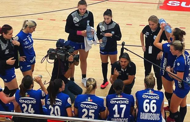 Fără Cristina Neagu, CSM București s-a făcut de râs cu o nou-promovată » Selecționerul Adrian Vasile n-a folosit nicio româncă!