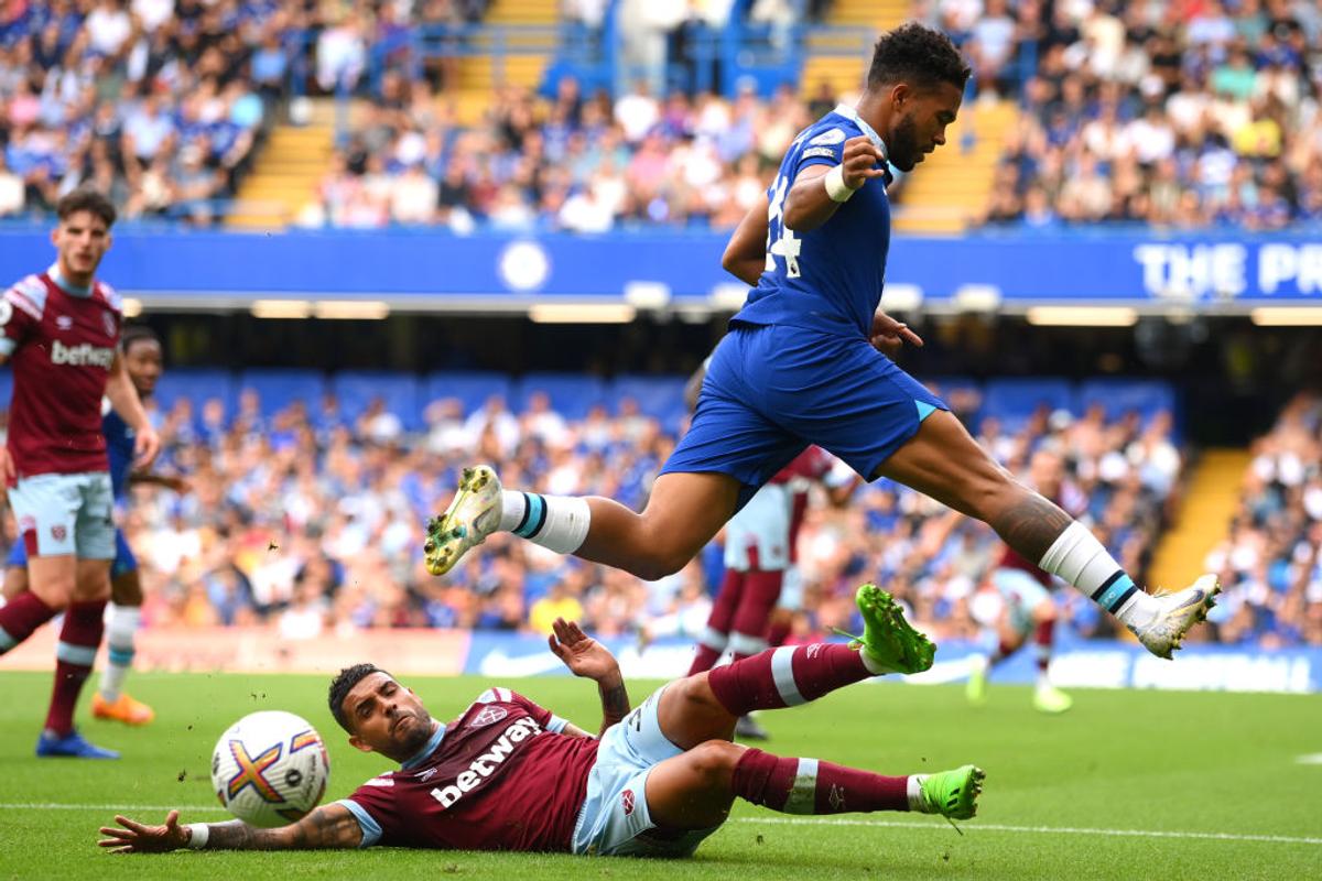 West Ham a înfruntat Chelsea înaintea meciului cu FCSB
