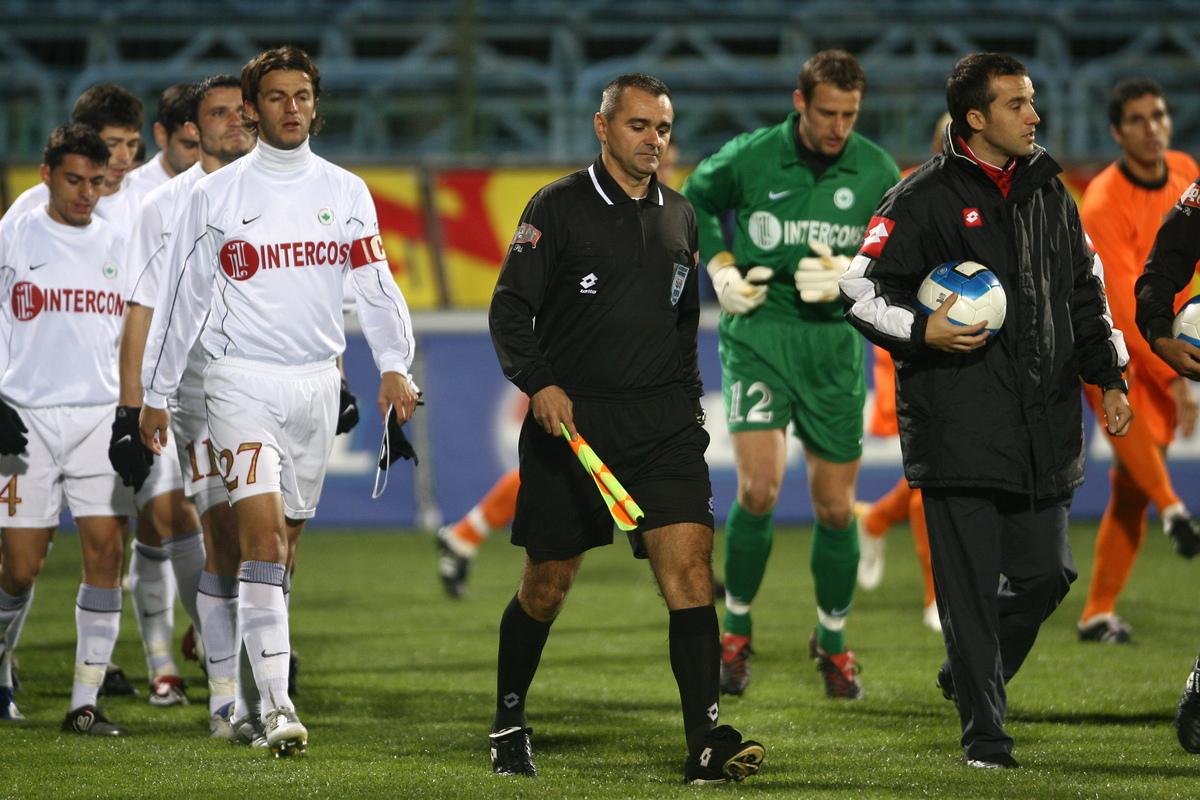 Interzis de FRF, a plecat în Anglia să arbitreze! Aurel Onița, primul interviu după șapte ani de tăcere: „Mi s-a luat pasiunea! Cea mai mare bucurie e că alerg desculț pe plajă la răsăritul soarelui”