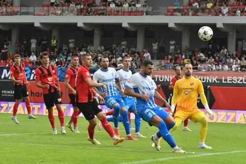 Imagine din Csikszereda - Universitatea Craiova // foto: Sport Pictures