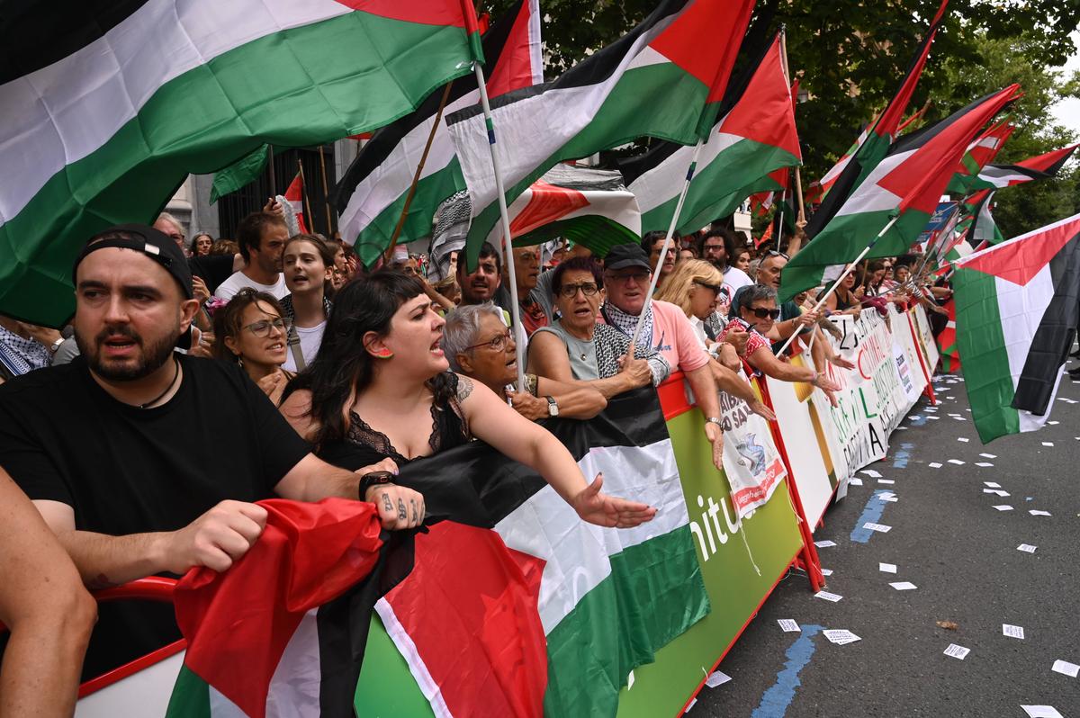 Proteste pe străzile din Bilbao, etapă fără câștigător în Turul Franței