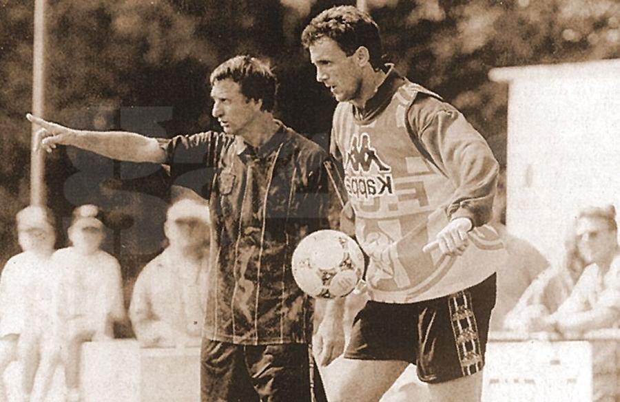 Johann Cruyff și Gică Popescu, sub soarele Catalunyei Gică Popescu: „Sunt extraordinar de mândru că am reușit să-l înving de 6 ori pe Gică Hagi pentru Fotbalistul Anului!” » „Gazeta dă cel mai relevant premiu din fotbalul românesc”, iar decernarea e astăzi!