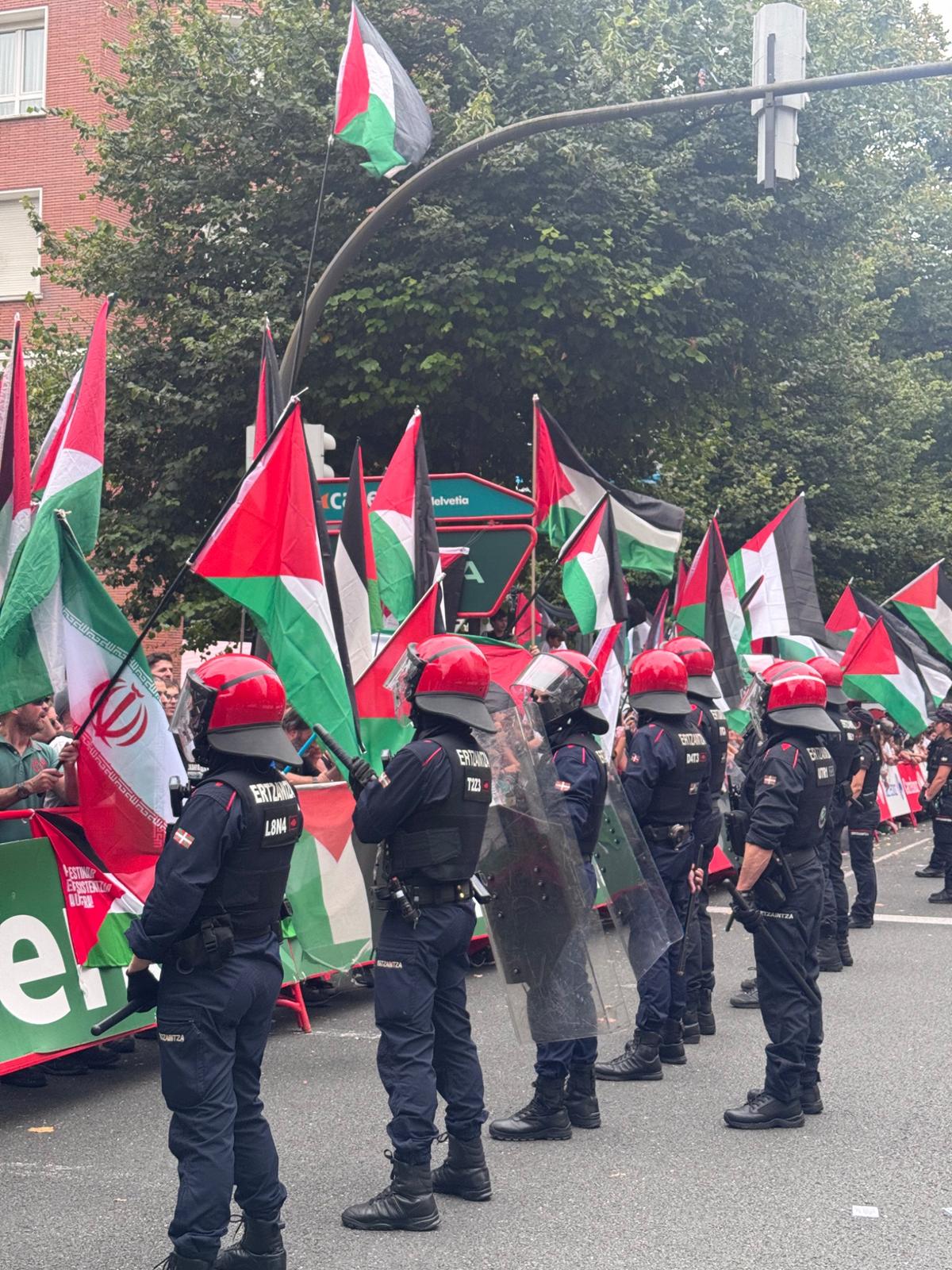 Etapă fără câștigător în Turul Spaniei » Organizatorii au luat decizia din cauza protestelor: „Sincer, este greu să descriu dezamăgirea”